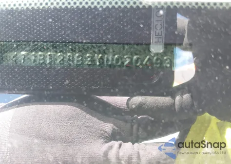 2000 Toyota Avalon Xl z USA, uszkodzony, nr VIN 4T1BF28B3YU020493